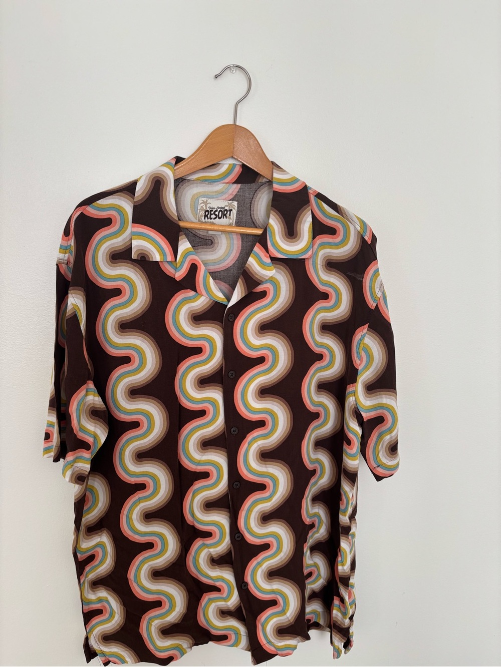 Men's Brown Retro Wave Short Sleeve Shirt